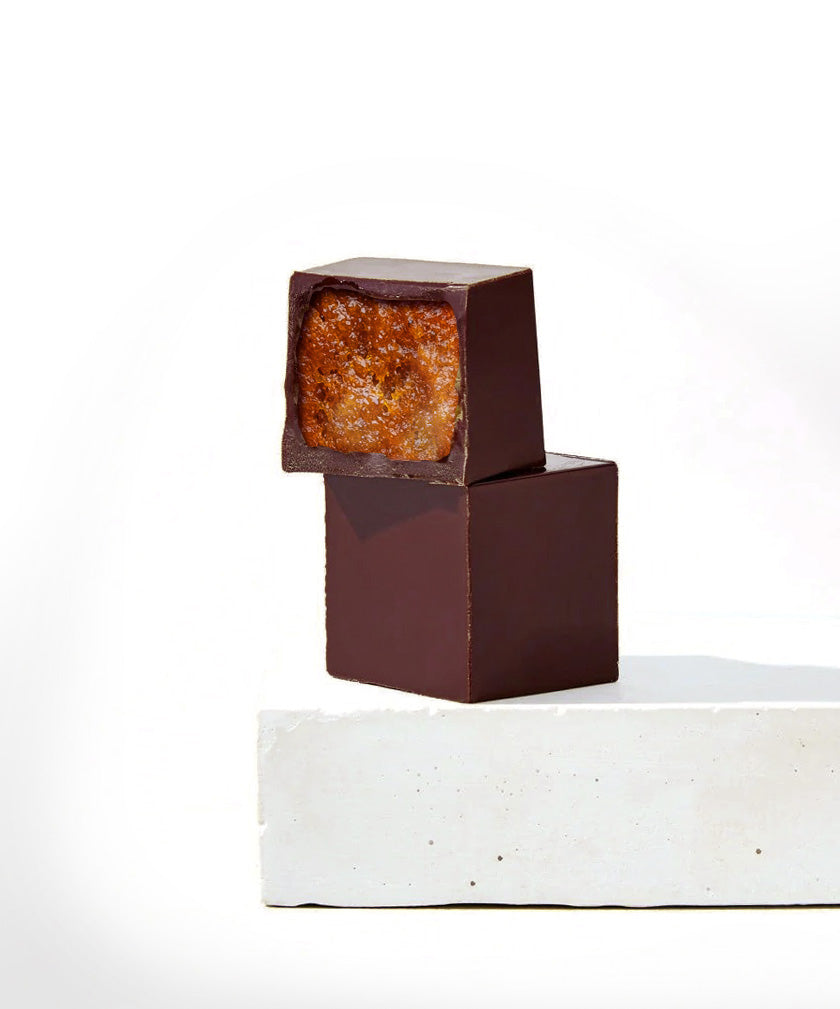 BonBon cu Ciocolată Bean-to-Bar și Miez de Melinis de cătină, cutie 6 bucăți