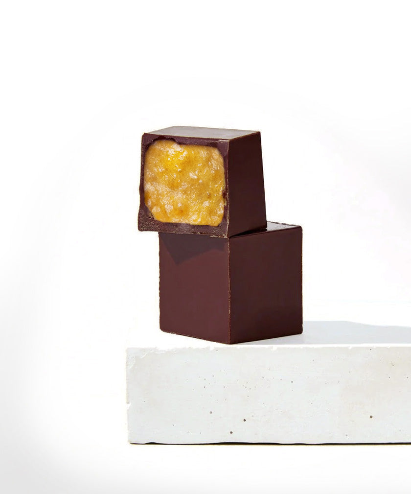 BonBon cu Ciocolată Bean-to-Bar și Miez de Melinis de piersici, cutie 6 bucăți